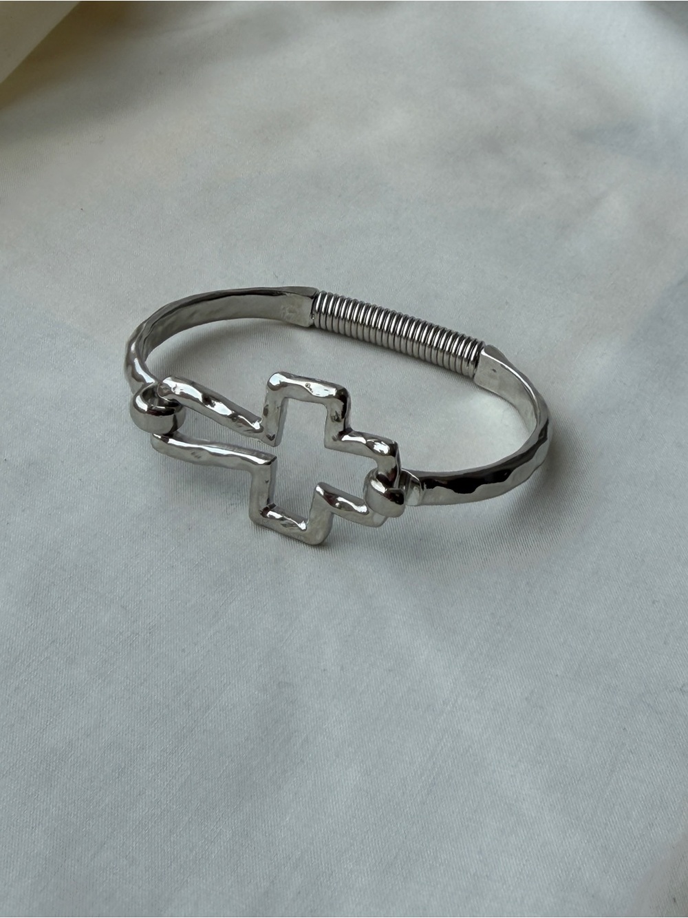 Men's Silver Cross Link Bangle Bracelet